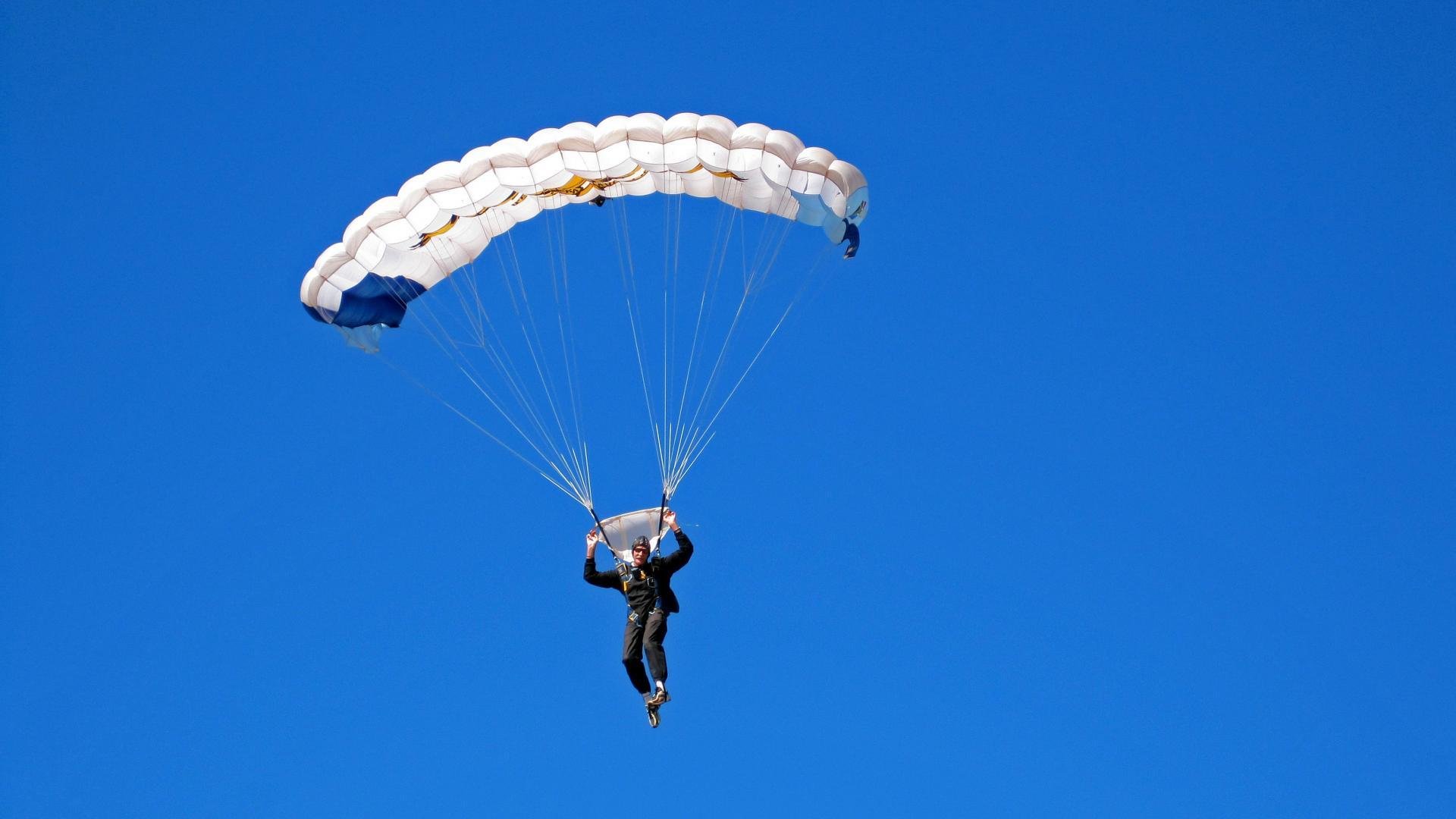 开云平台-在对阵勇士的关键战中，狼队依靠“狼王”蒂伊的神奇表现逆转比赛！